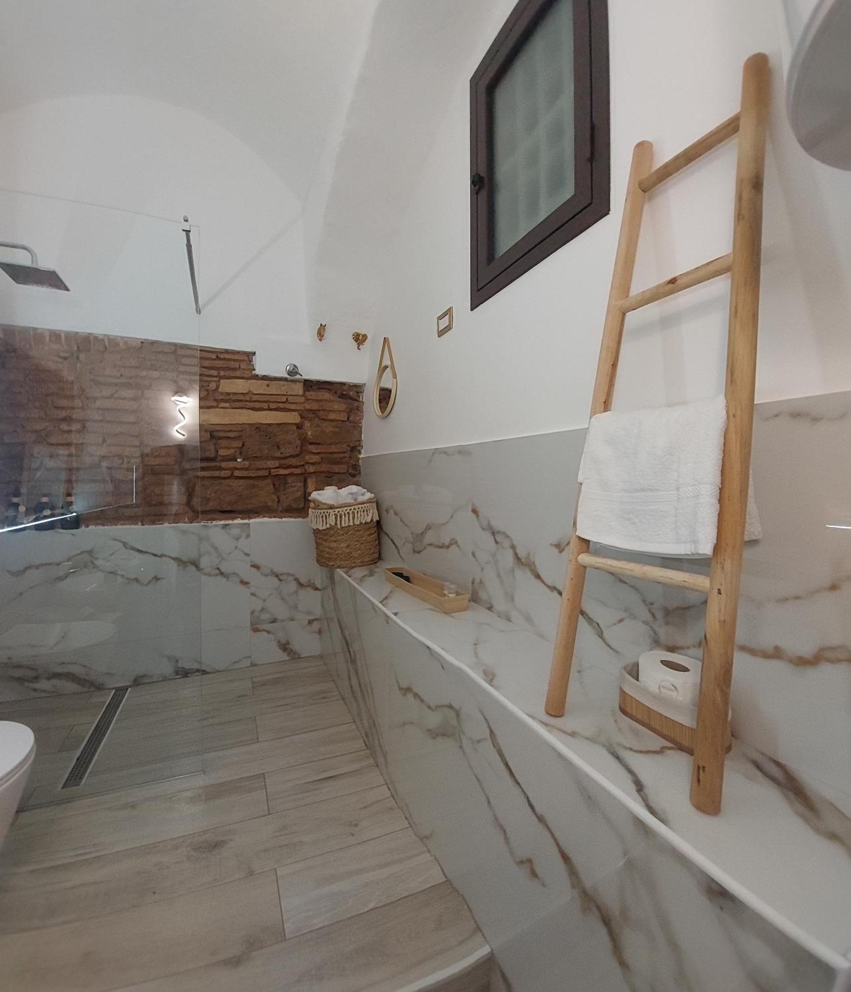 Bellini Luxury Suite CTA Exterior photo